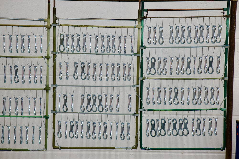 Batch of zinc-plated steel components